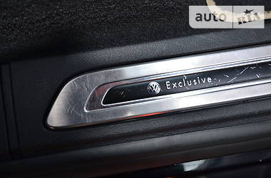 Позашляховик / Кросовер Volkswagen Touareg 2016 в 
