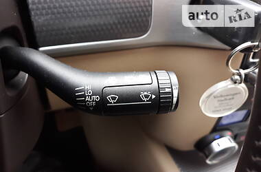 Позашляховик / Кросовер Volkswagen Touareg 2010 в 