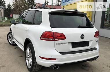 Позашляховик / Кросовер Volkswagen Touareg 2013 в 