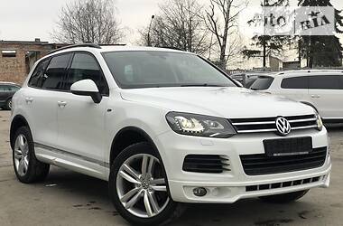 Позашляховик / Кросовер Volkswagen Touareg 2013 в 