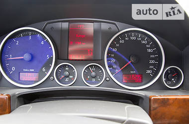 Позашляховик / Кросовер Volkswagen Touareg 2007 в 