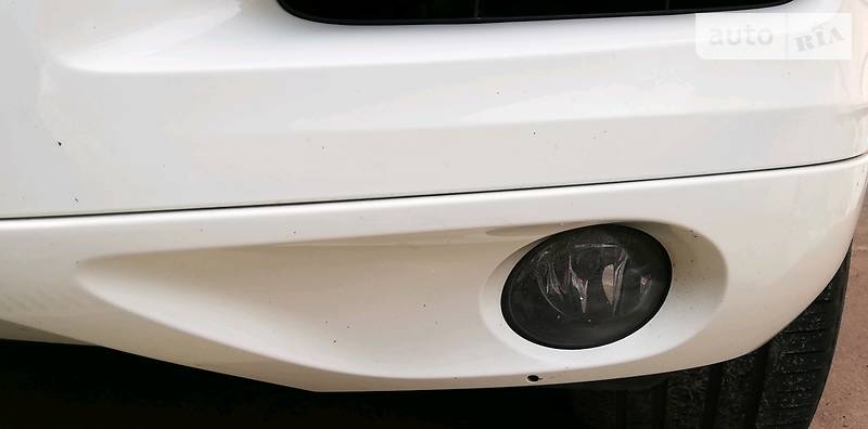 Позашляховик / Кросовер Volkswagen Touareg 2011 в Харкові