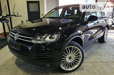 Позашляховик / Кросовер Volkswagen Touareg 2012 в 