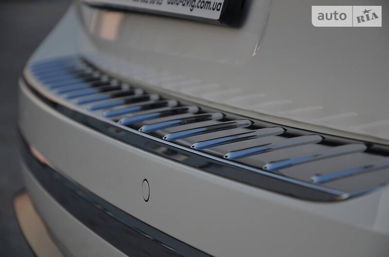 Позашляховик / Кросовер Volkswagen Touareg 2015 в Луцьку