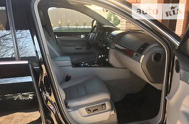 Позашляховик / Кросовер Volkswagen Touareg 2008 в 