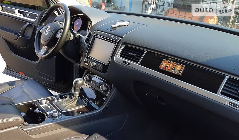 Внедорожник / Кроссовер Volkswagen Touareg 2016 в Киеве фото 22 Внедорожник / Кроссовер Volkswagen Touareg 2016 в Киеве