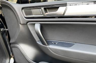 Позашляховик / Кросовер Volkswagen Touareg 2013 в 