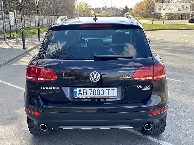 Внедорожник / Кроссовер Volkswagen Touareg 2014 в Виннице