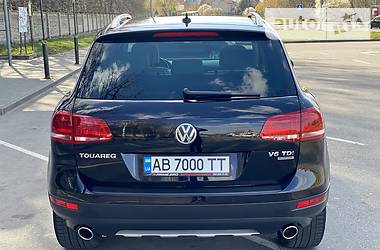 Позашляховик / Кросовер Volkswagen Touareg 2014 в 
