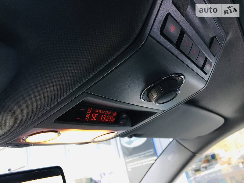 Позашляховик / Кросовер Volkswagen Touareg 2008 в Новомосковську