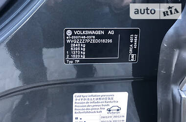 Позашляховик / Кросовер Volkswagen Touareg 2013 в 