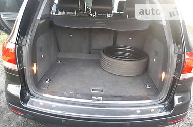 Позашляховик / Кросовер Volkswagen Touareg 2003 в 