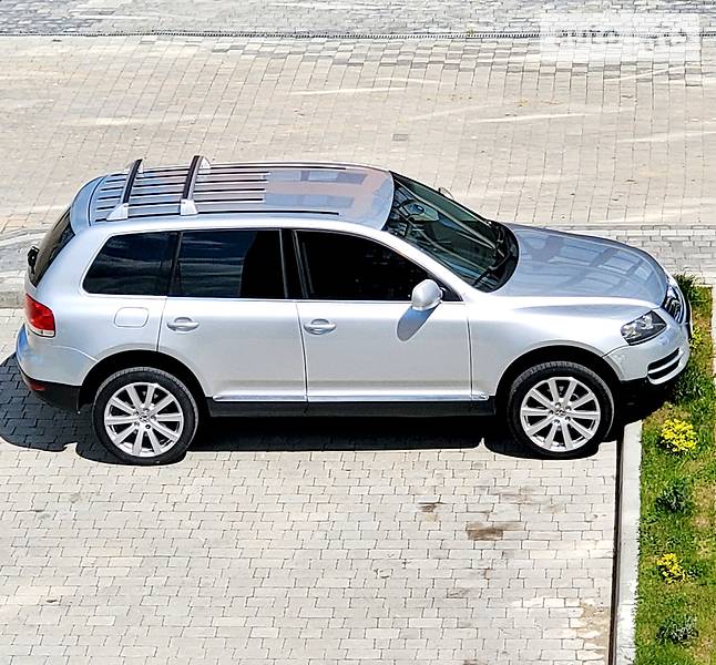 Позашляховик / Кросовер Volkswagen Touareg 2007 в 