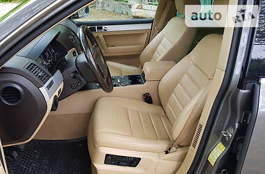 Позашляховик / Кросовер Volkswagen Touareg 2009 в 