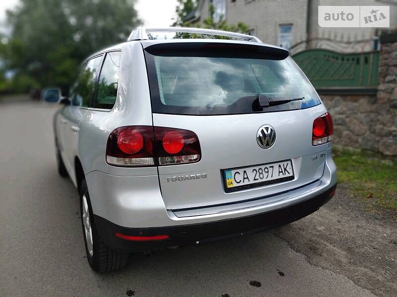 Позашляховик / Кросовер Volkswagen Touareg 2007 в Києві