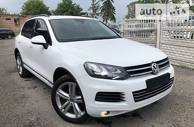 Внедорожник / Кроссовер Volkswagen Touareg 2014 в Тернополе