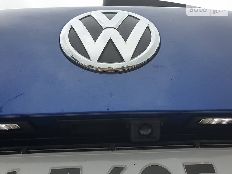 Позашляховик / Кросовер Volkswagen Touareg 2015 в Хмельницькому