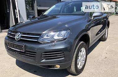 Внедорожник / Кроссовер Volkswagen Touareg 2013 в Тернополе