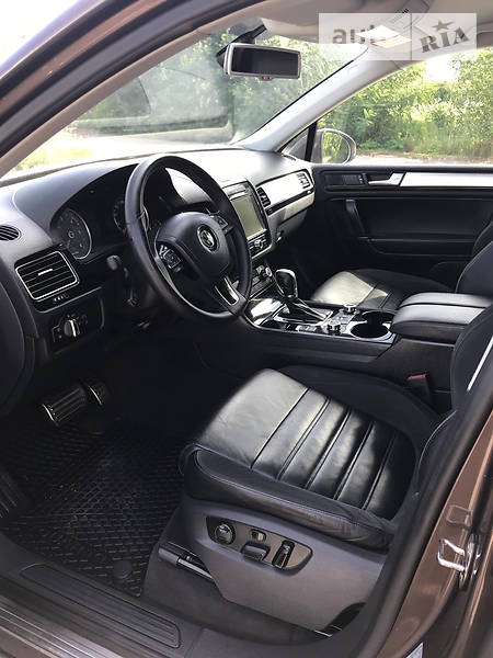 Позашляховик / Кросовер Volkswagen Touareg 2014 в Бердичеві