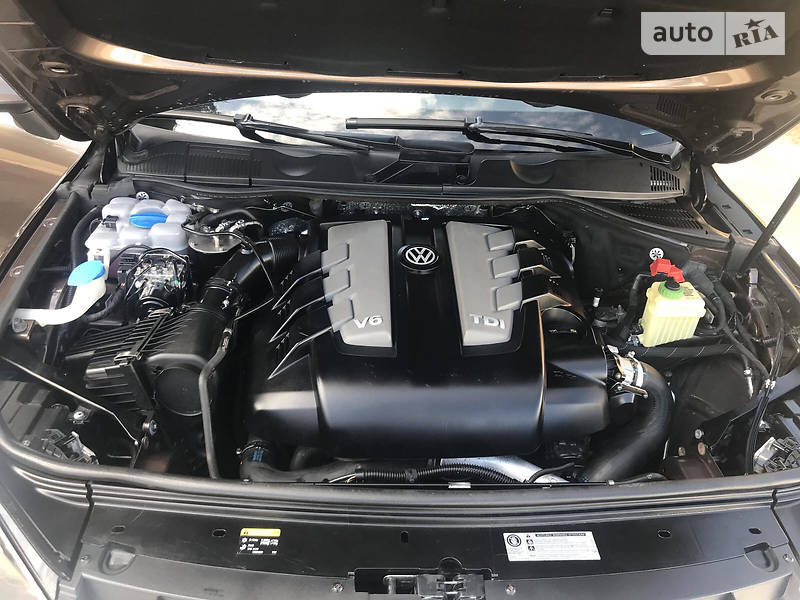 Позашляховик / Кросовер Volkswagen Touareg 2014 в Бердичеві