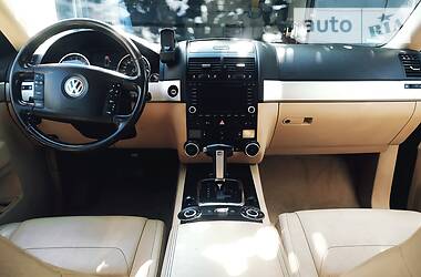 Внедорожник / Кроссовер Volkswagen Touareg 2008 в Первомайске