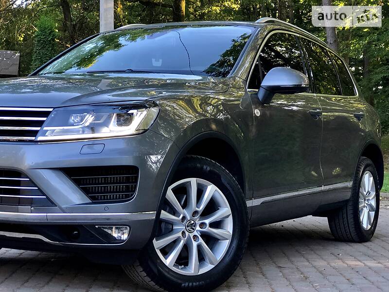 Позашляховик / Кросовер Volkswagen Touareg 2015 в Дрогобичі