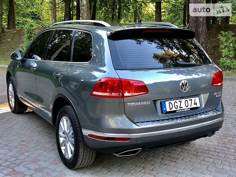 Позашляховик / Кросовер Volkswagen Touareg 2015 в Дрогобичі