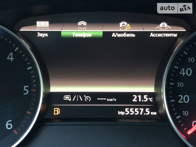 Позашляховик / Кросовер Volkswagen Touareg 2015 в Дрогобичі