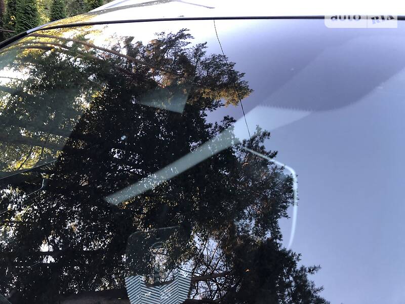 Позашляховик / Кросовер Volkswagen Touareg 2015 в Дрогобичі