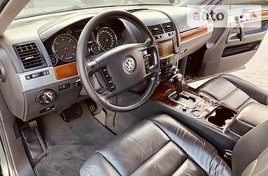 Внедорожник / Кроссовер Volkswagen Touareg 2005 в Одессе