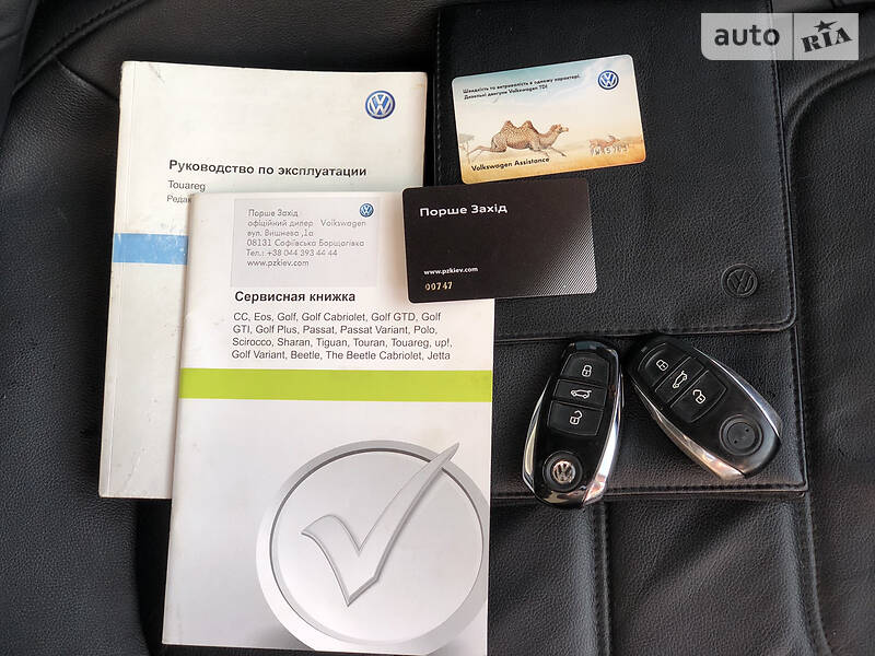 Внедорожник / Кроссовер Volkswagen Touareg 2014 в Киеве
