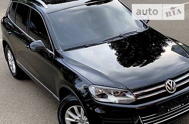 Внедорожник / Кроссовер Volkswagen Touareg 2013 в Одессе