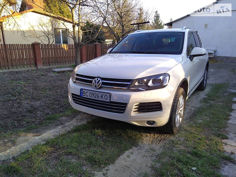 Внедорожник / Кроссовер Volkswagen Touareg 2010 в Львове