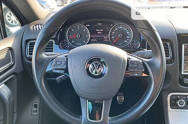 Внедорожник / Кроссовер Volkswagen Touareg 2013 в Херсоне
