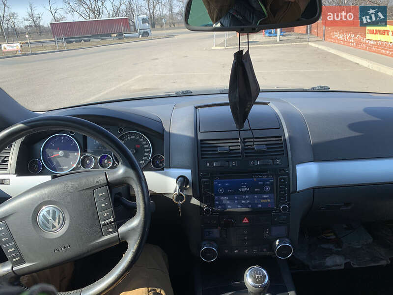 Внедорожник / Кроссовер Volkswagen Touareg 2004 в Одессе