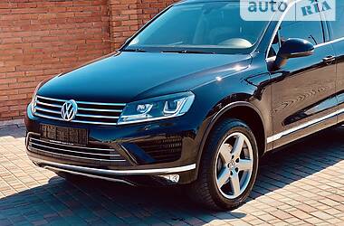 Внедорожник / Кроссовер Volkswagen Touareg 2016 в Одессе