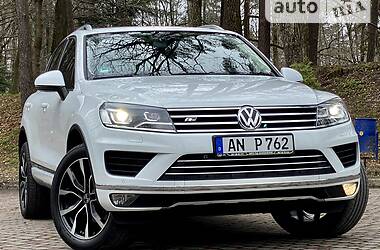 Внедорожник / Кроссовер Volkswagen Touareg 2016 в Дрогобыче