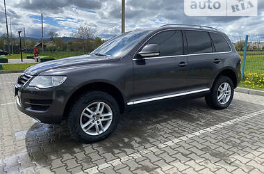 Внедорожник / Кроссовер Volkswagen Touareg 2008 в Вижнице