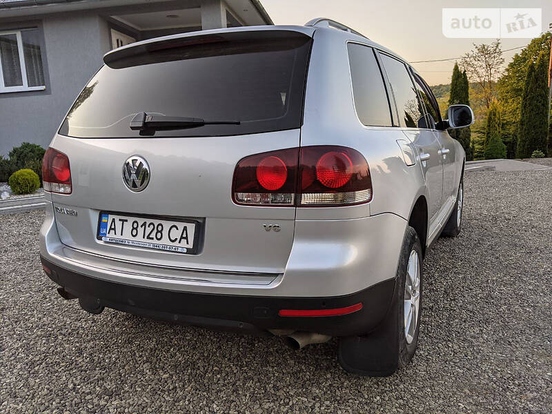 Позашляховик / Кросовер Volkswagen Touareg 2008 в Косові