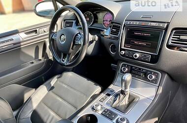 Внедорожник / Кроссовер Volkswagen Touareg 2015 в Тернополе