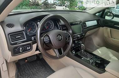 Внедорожник / Кроссовер Volkswagen Touareg 2012 в Запорожье