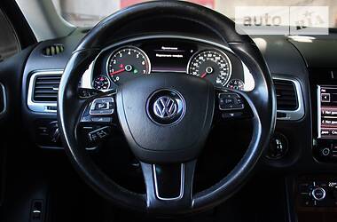 Внедорожник / Кроссовер Volkswagen Touareg 2011 в Одессе