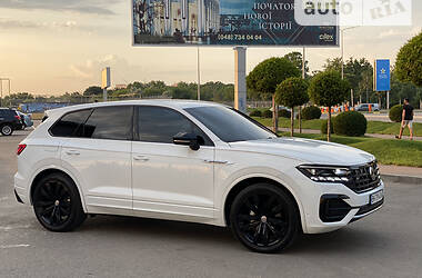 Внедорожник / Кроссовер Volkswagen Touareg 2019 в Одессе