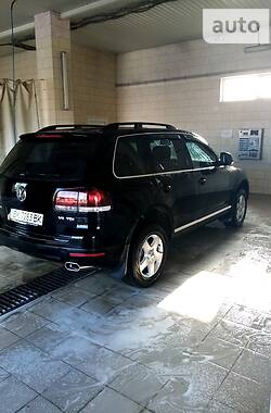 Хэтчбек Volkswagen Touareg 2007 в Сарнах