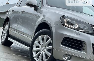 Позашляховик / Кросовер Volkswagen Touareg 2010 в Трускавці