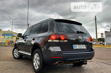 Внедорожник / Кроссовер Volkswagen Touareg 2008 в Николаеве