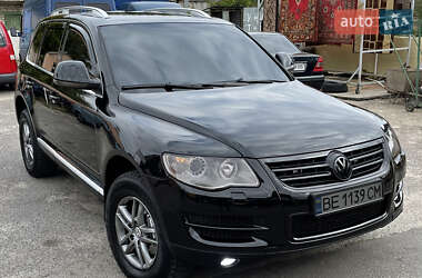Внедорожник / Кроссовер Volkswagen Touareg 2008 в Николаеве