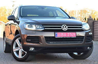 Внедорожник / Кроссовер Volkswagen Touareg 2012 в Ровно