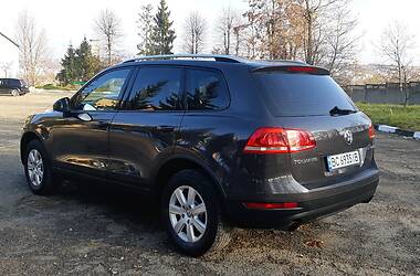 Позашляховик / Кросовер Volkswagen Touareg 2011 в Львові