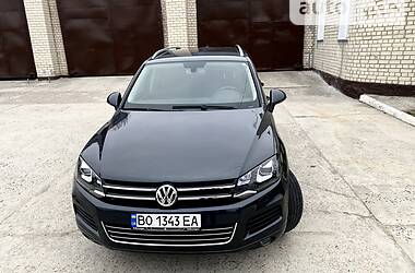 Внедорожник / Кроссовер Volkswagen Touareg 2012 в Нетешине